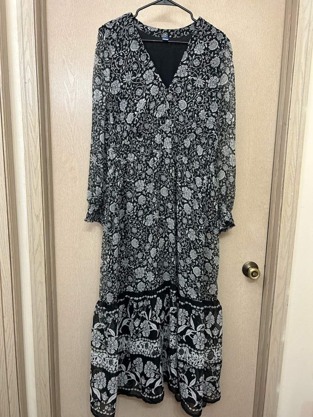 Old Navy Floral Maxi Dress - Size XL